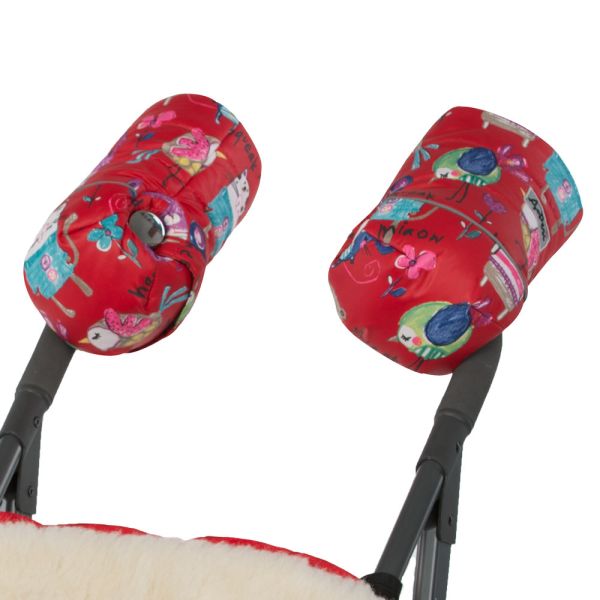 Муфти-рукавички на візок DoRechi малюнки на червоному тлі (1874) Муфти-рукавички на візок DoRechi малюнки на червоному тлі (1874)